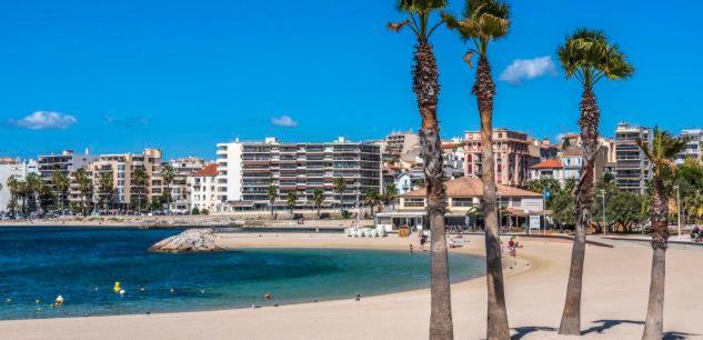 Proche Hyper-Centre Et Gare Apartment Toulon Luaran gambar
